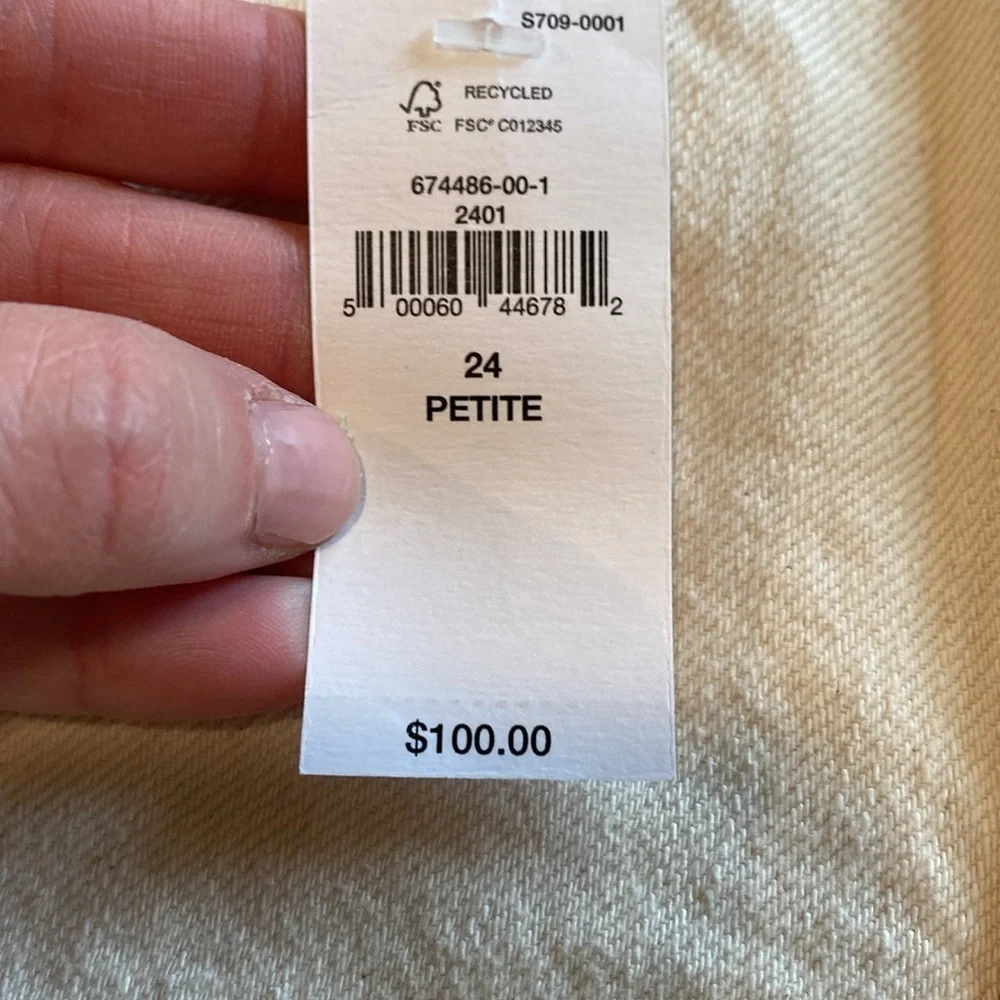 NWT Banana Republic Premium Denim Off White High Rise Straight Jean Size 24P